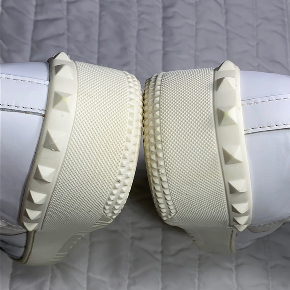 Valentino Garavani padded collar hi top sneakers - Picture 5 of 11